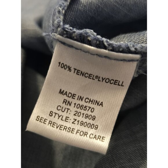 Elliott & Vine Star Print Chambray Top 3X Button Up Lyocell Long Sleeves - Picture 7 of 7